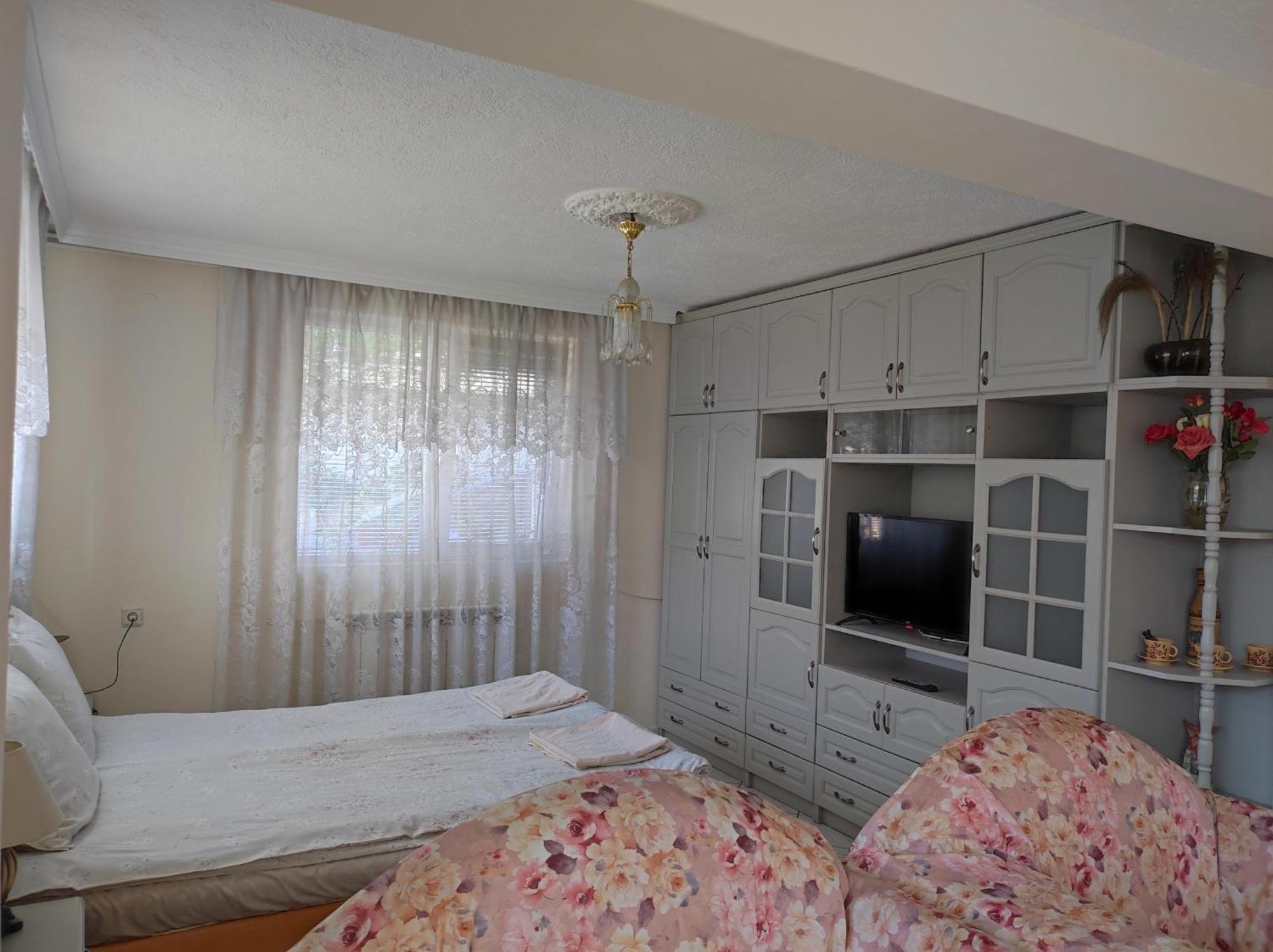 Family Hotel Velevi Welingrad Zewnętrze zdjęcie