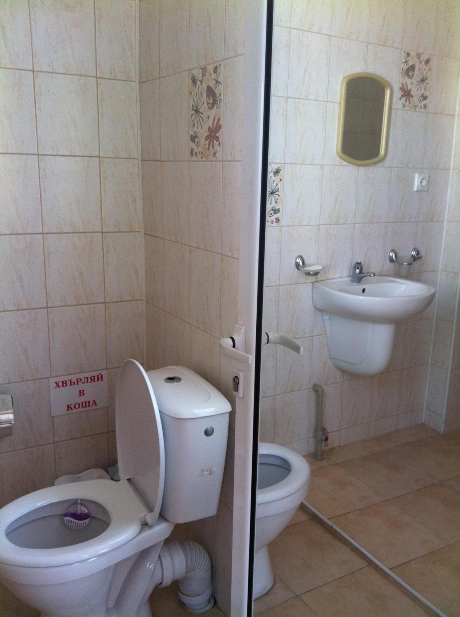 Family Hotel Velevi Welingrad Zewnętrze zdjęcie