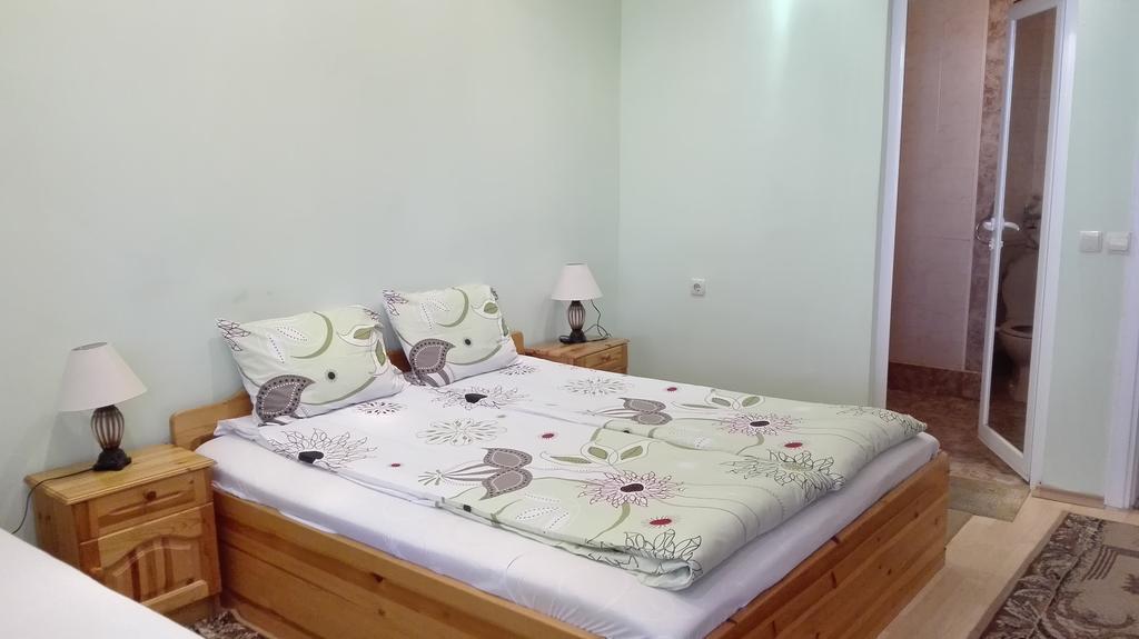Family Hotel Velevi Welingrad Zewnętrze zdjęcie