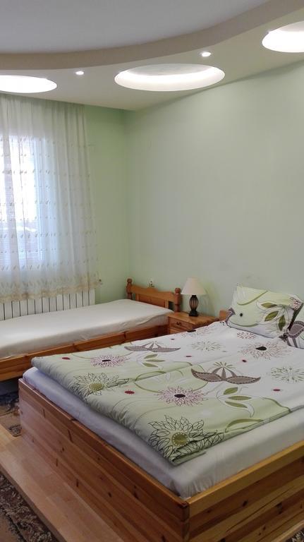 Family Hotel Velevi Welingrad Zewnętrze zdjęcie